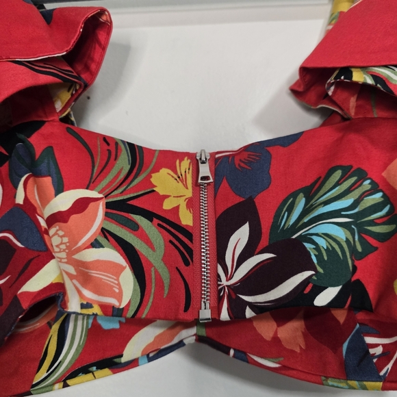 Alexis Multicolor Floral Ruffle Crop Top Red Green Yellow Tropical Vacation - Picture 7 of 9